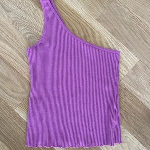 One shoulder tank